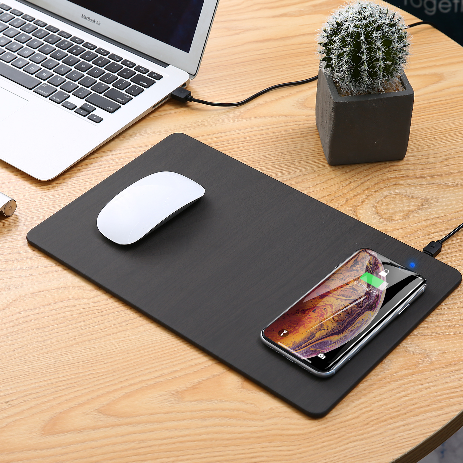 Patent 10W Wireless Fast Charger Mouse Pad Slim 2 in 1 functional desktop Mouse Pad Charger